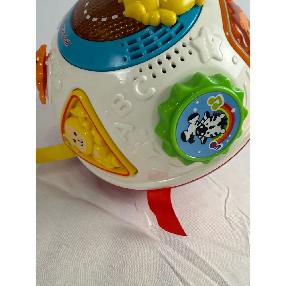 VTech Light & Move Learning Ball White Interactive Crawling Toy Animals Music